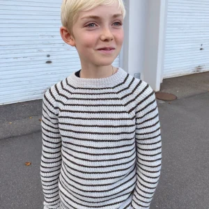Friday Sweater - Junior